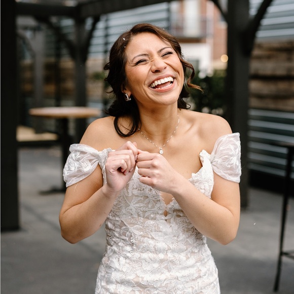 Meet your Posher, Steffani - Picture 1 of 1